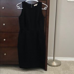 Loft sheath with pockets